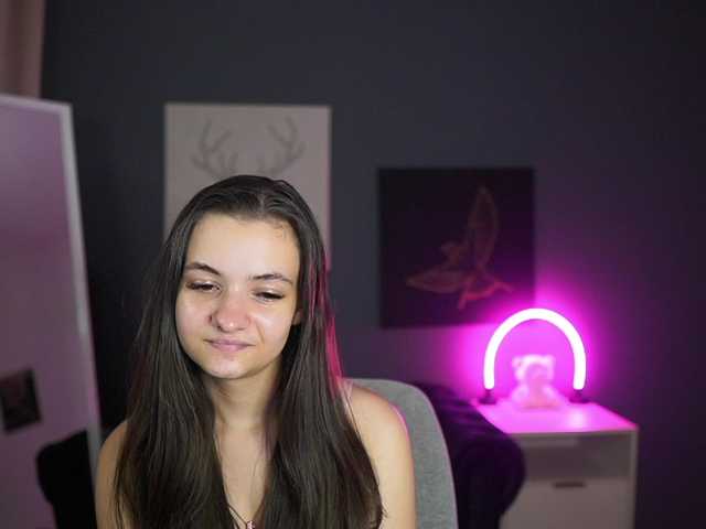 Zoenica live cam on BongaCams