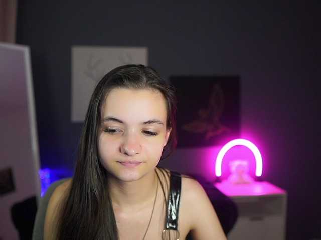 Zoenica live cam on BongaCams