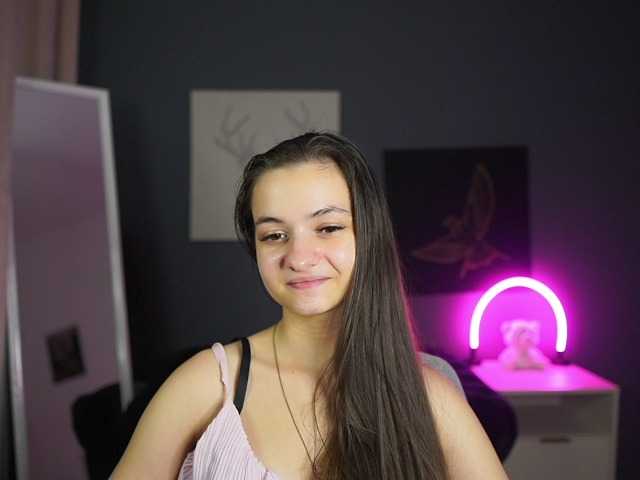 Zoenica live cam on BongaCams