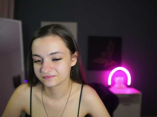 Zoenica live cam on BongaCams