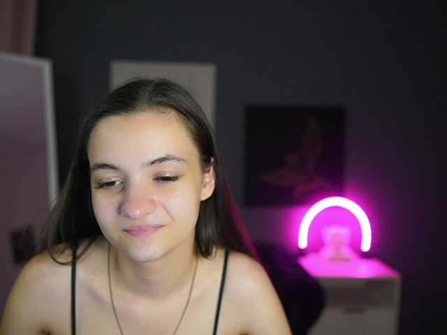 Zoenica live cam on BongaCams