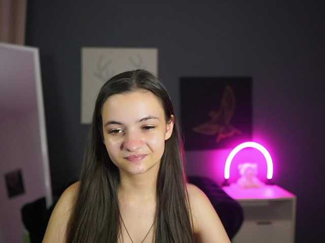 Zoenica live cam on BongaCams