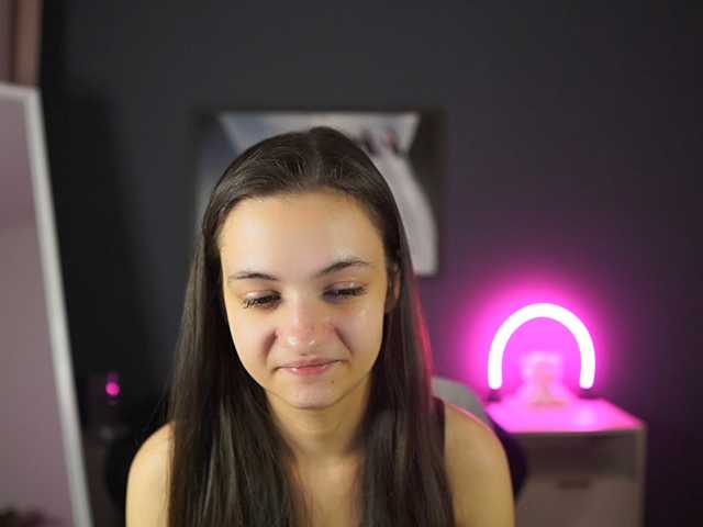 Zoenica live cam on BongaCams