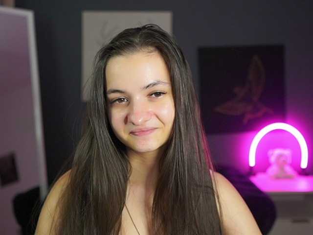 Zoenica live cam on BongaCams