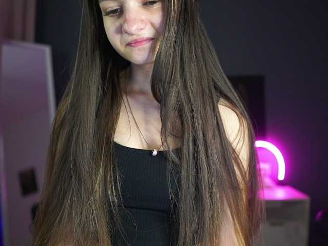 Zoenica live cam on BongaCams