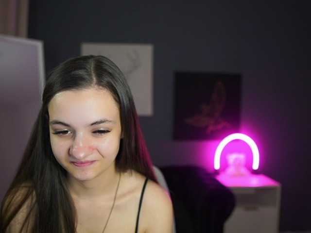 Zoenica live cam on BongaCams