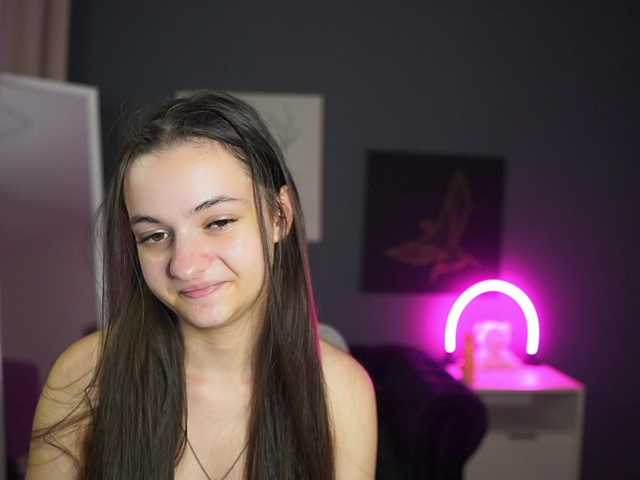 Zoenica live cam on BongaCams