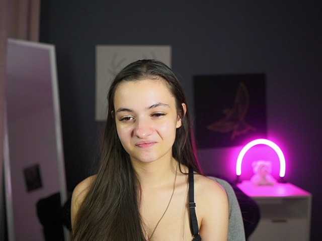 Zoenica live cam on BongaCams