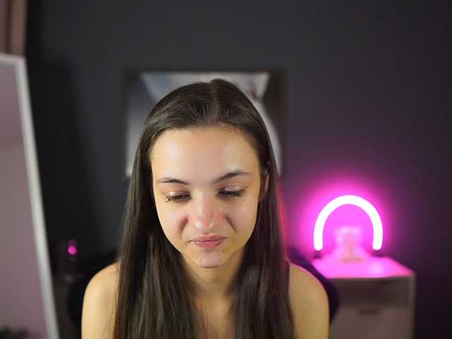 Zoenica live cam on BongaCams