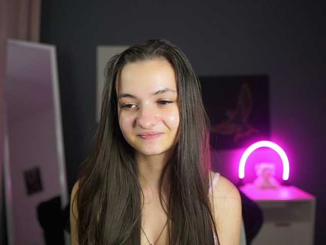 Zoenica live cam on BongaCams