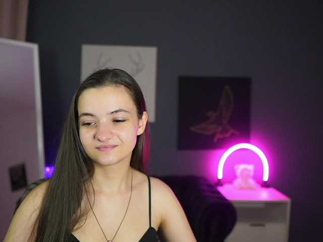 Zoenica live cam on BongaCams