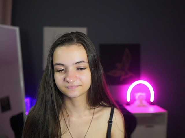 Zoenica live cam on BongaCams