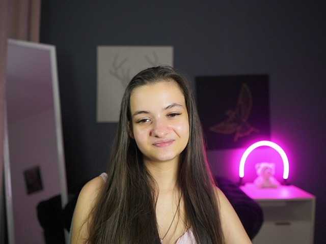 Zoenica live cam on BongaCams