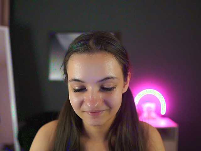 Zoenica live cam on BongaCams