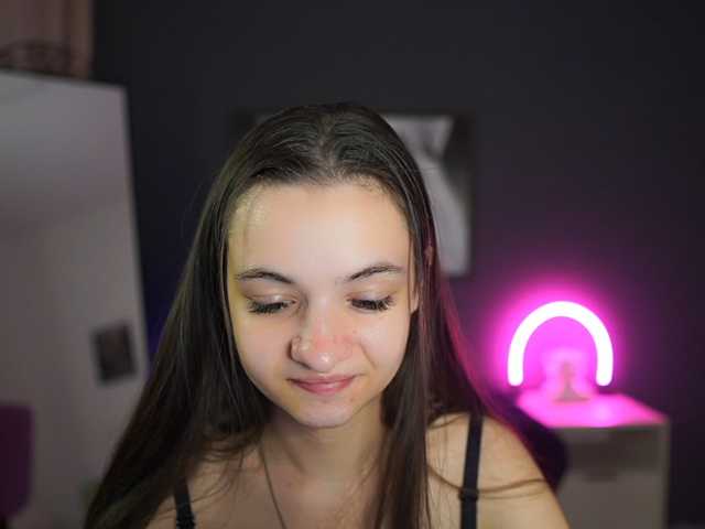 Zoenica live cam on BongaCams