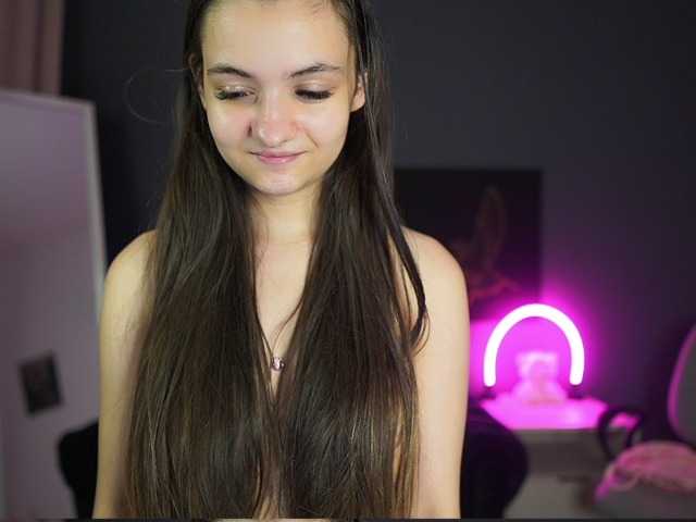 Zoenica live cam on BongaCams