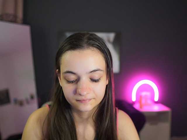Zoenica live cam on BongaCams