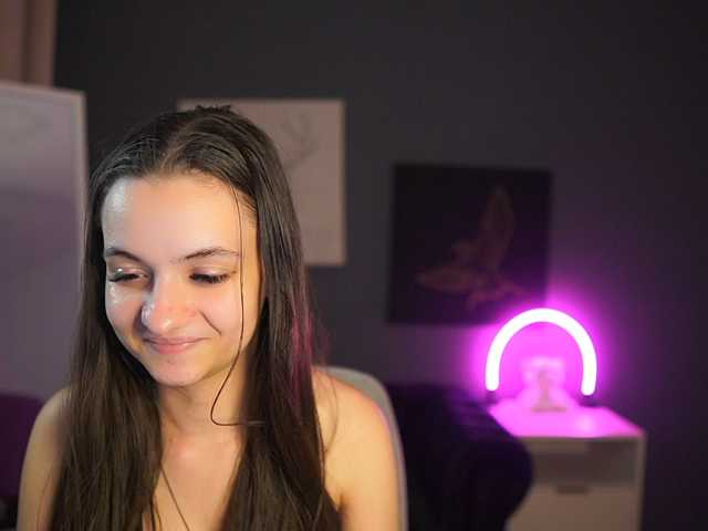 Zoenica live cam on BongaCams