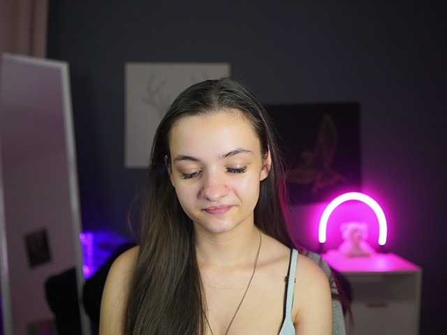 Zoenica live cam on BongaCams
