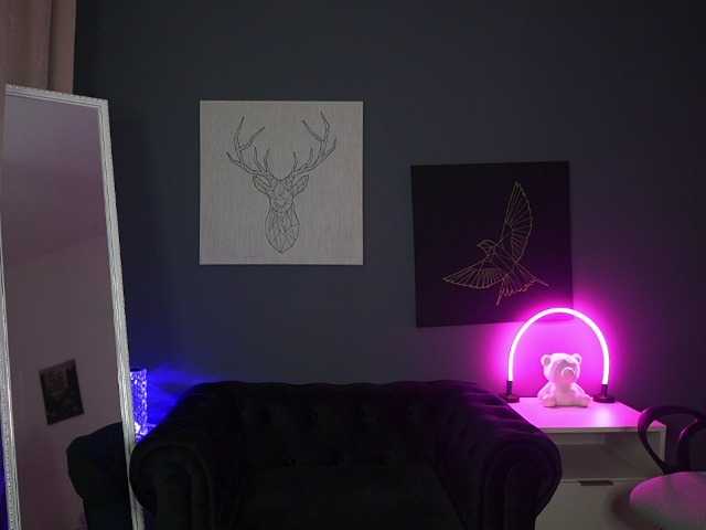 Zoenica live cam on BongaCams