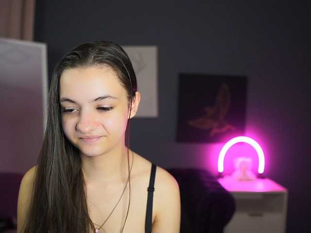 Zoenica live cam on BongaCams
