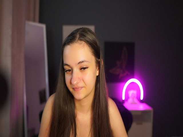 Zoenica live cam on BongaCams