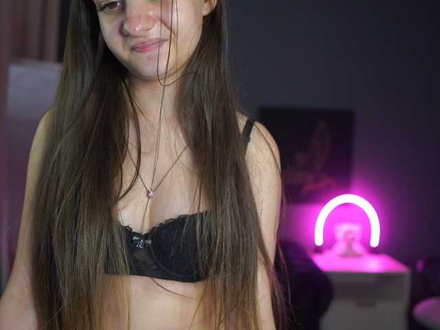 Zoenica live cam on BongaCams