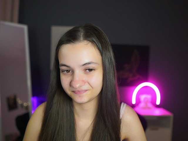 Zoenica live cam on BongaCams