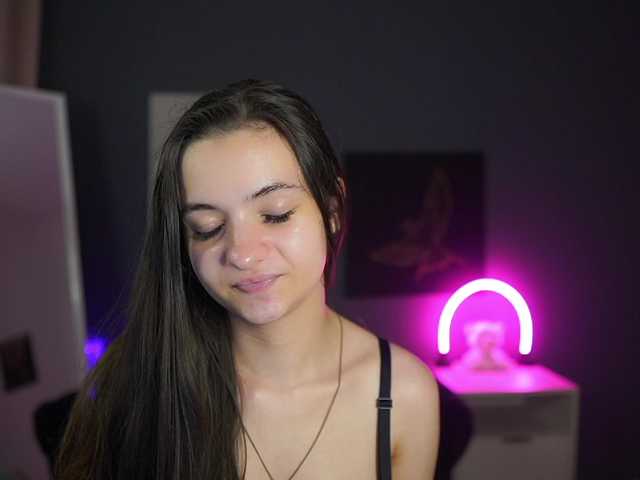 Zoenica live cam on BongaCams