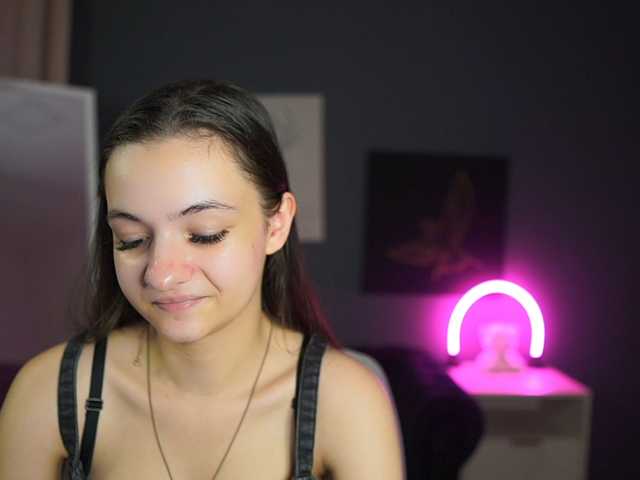 Zoenica live cam on BongaCams