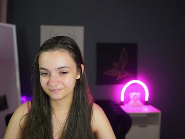 Zoenica live cam on BongaCams