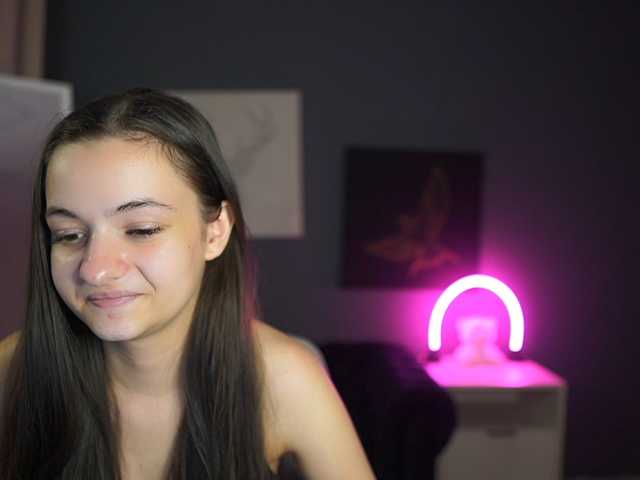 Zoenica live cam on BongaCams