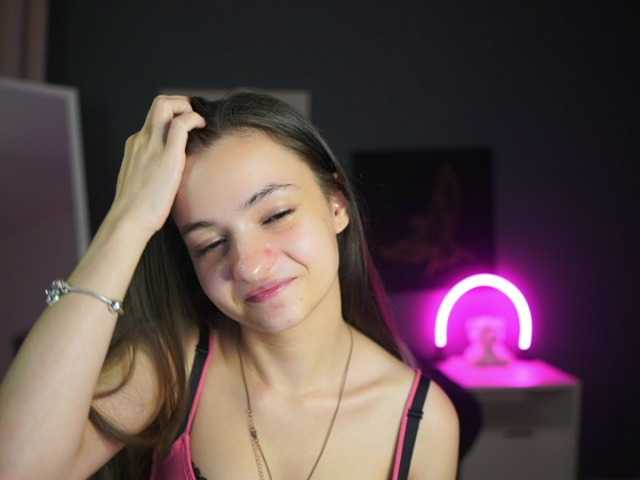 Zoenica live cam on BongaCams