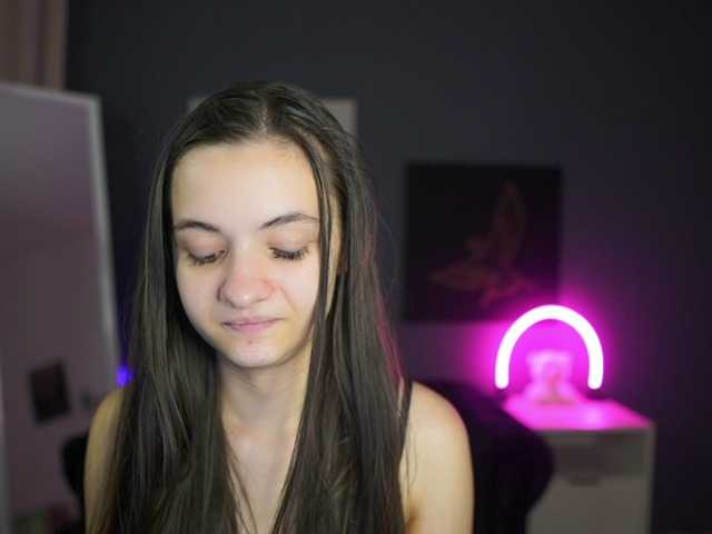 Zoenica live cam on BongaCams