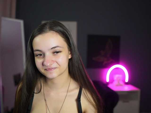 Zoenica live cam on BongaCams
