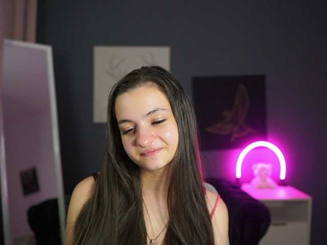 Zoenica live cam on BongaCams
