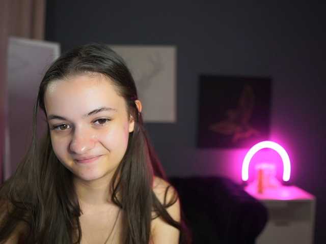 Zoenica live cam on BongaCams