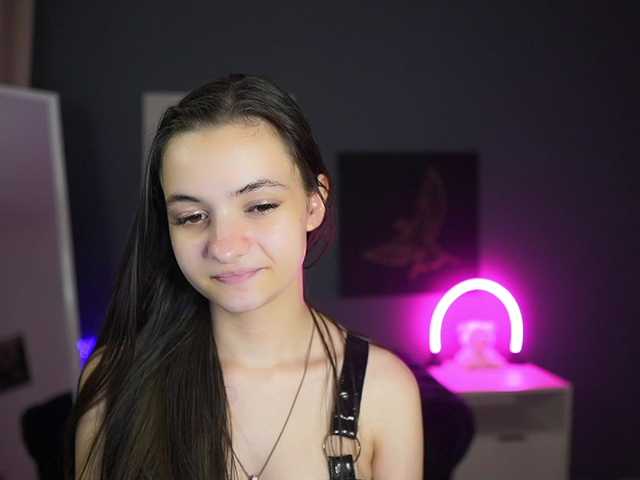 Zoenica live cam on BongaCams