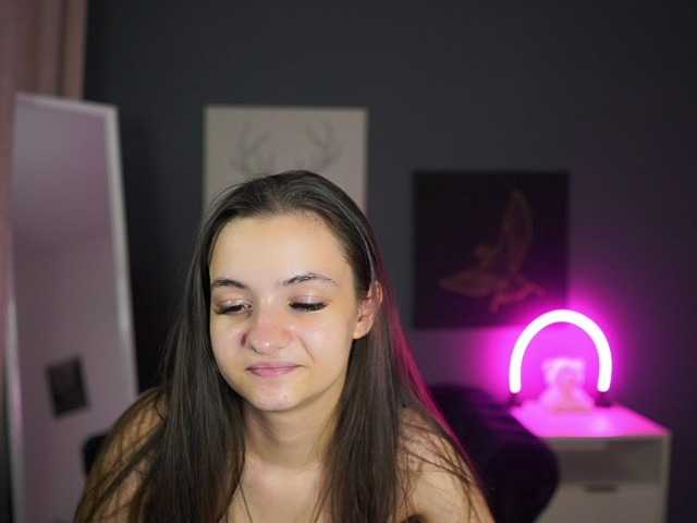 Zoenica live cam on BongaCams