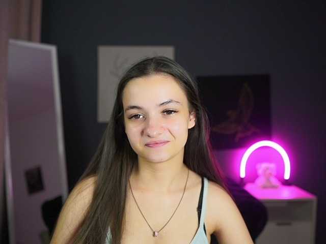 Zoenica live cam on BongaCams