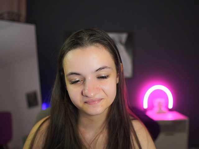 Zoenica live cam on BongaCams