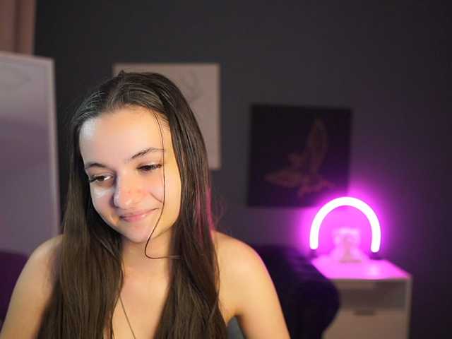 Zoenica live cam on BongaCams