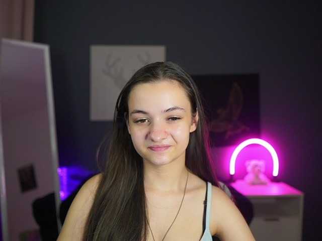 Zoenica live cam on BongaCams
