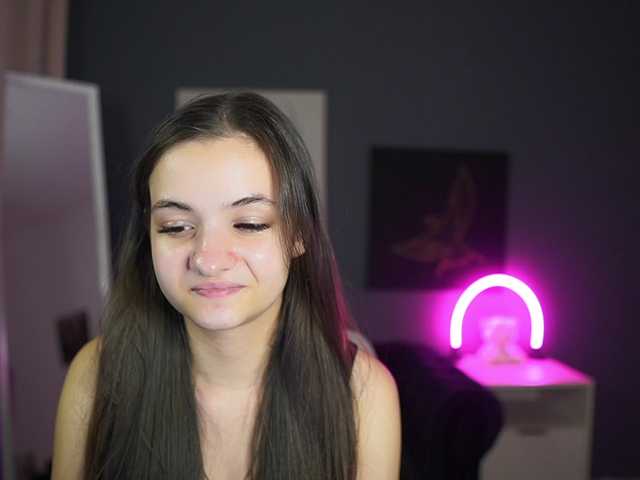 Zoenica live cam on BongaCams