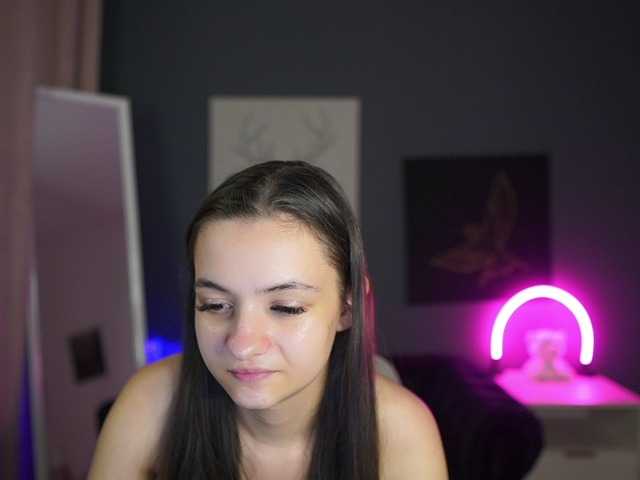 Zoenica live cam on BongaCams