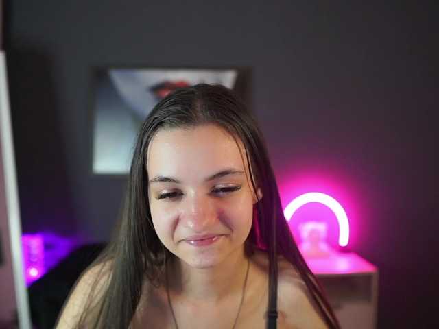 Zoenica live cam on BongaCams