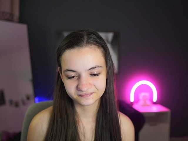 Zoenica live cam on BongaCams