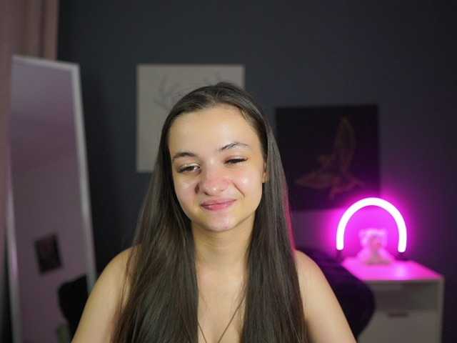 Zoenica live cam on BongaCams