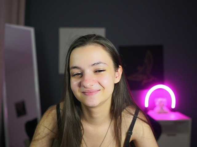 Zoenica live cam on BongaCams