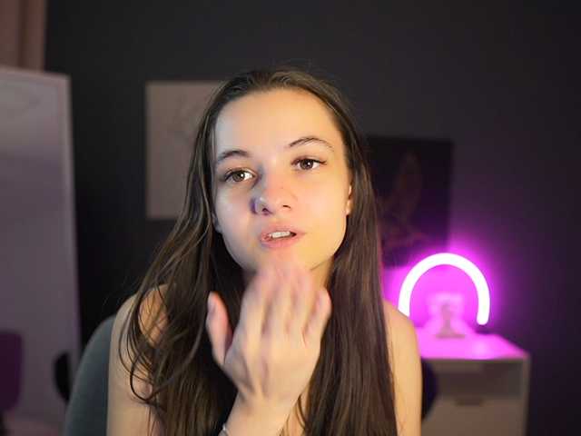 Zoenica live cam on BongaCams